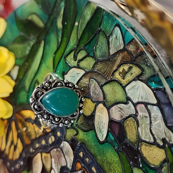 Green Chalcedony Gemstone Ring - Size 10 1/2 - Picture 4 of 8